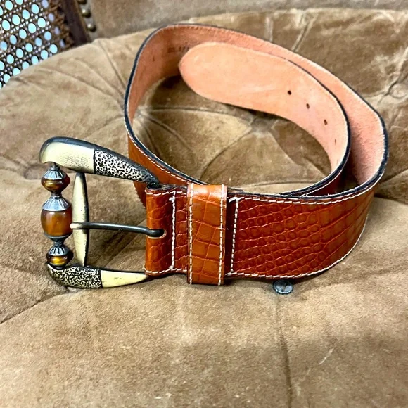 I.Magnin Vtg. Leather Belt Made in Italy 🌵Large - Picture 1 of 10